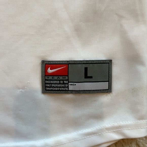 NIKE White V Neck Long Sleeve DriFit Shirt Long Sleeve Youth LARGE - Picture 2 of 6